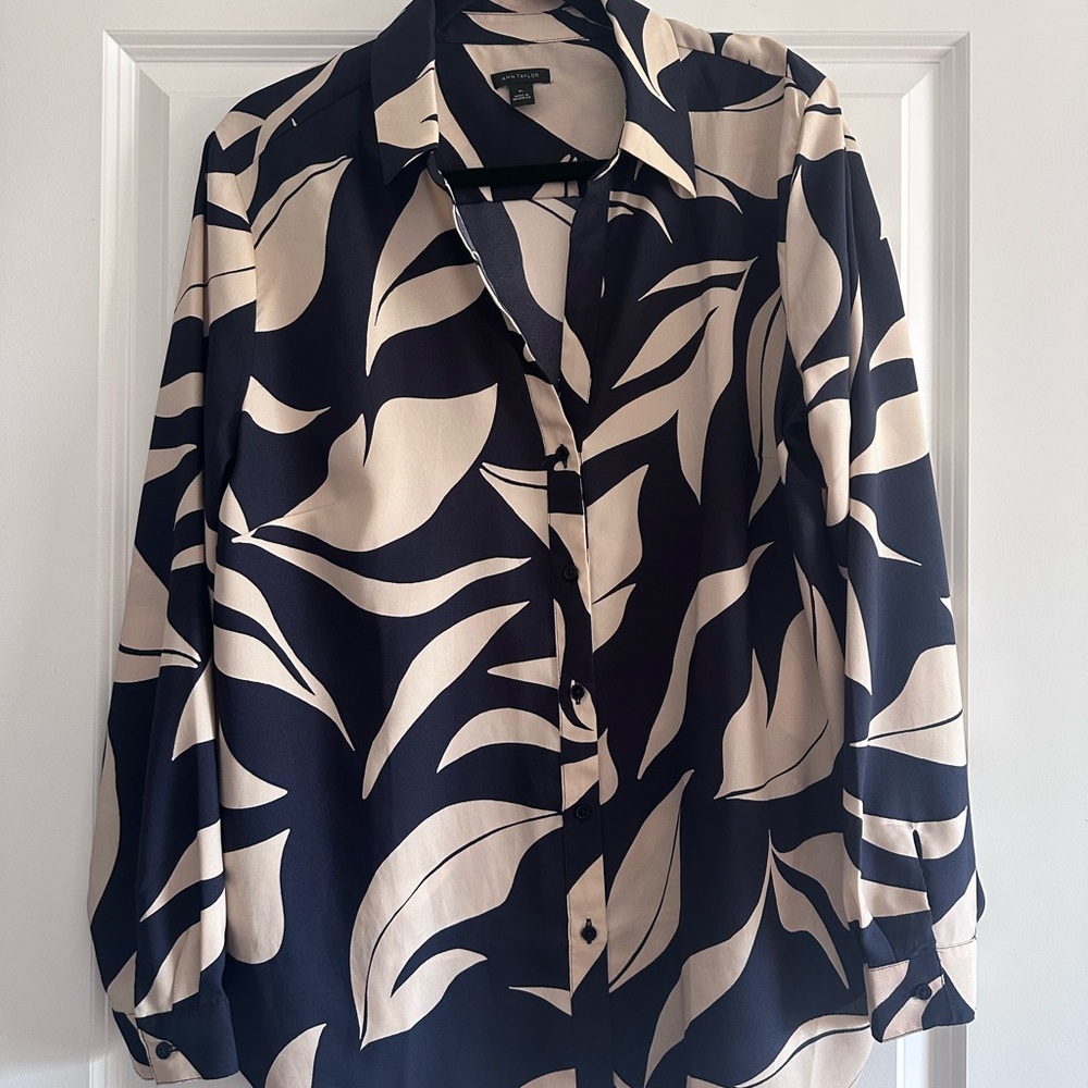 Ann Taylor Blue and Cream Blouse